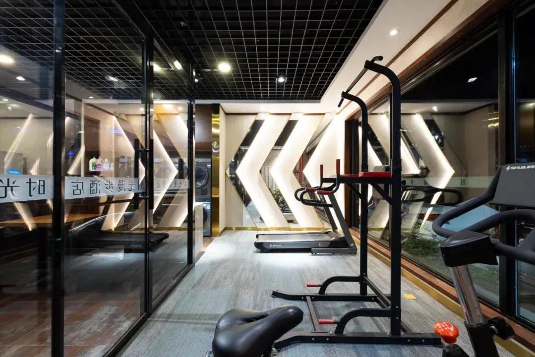 Nost Algia Hotel Near Beijing Panjiayuan Antique Market- Beijing Happy Valley, Cbd, China Zun And Sanlitun, Tian'Anmen Square, Free Ice Cream, Mineral Water, Coffee, Snacks And Laundry Service, Free Gymnastic, English Communication Well Exterior foto