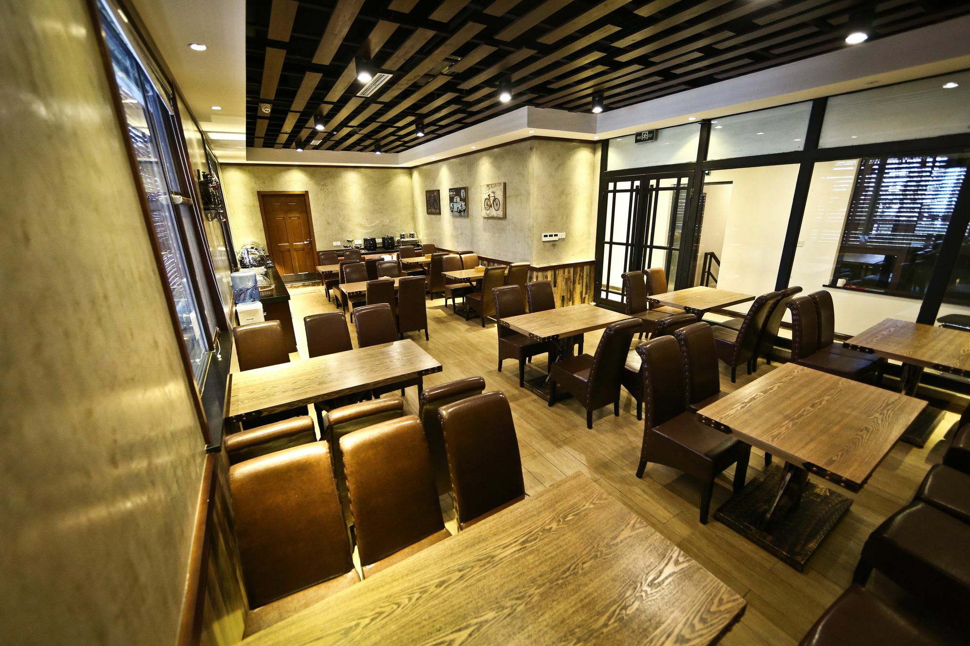 Nost Algia Hotel Near Beijing Panjiayuan Antique Market- Beijing Happy Valley, Cbd, China Zun And Sanlitun, Tian'Anmen Square, Free Ice Cream, Mineral Water, Coffee, Snacks And Laundry Service, Free Gymnastic, English Communication Well Exterior foto