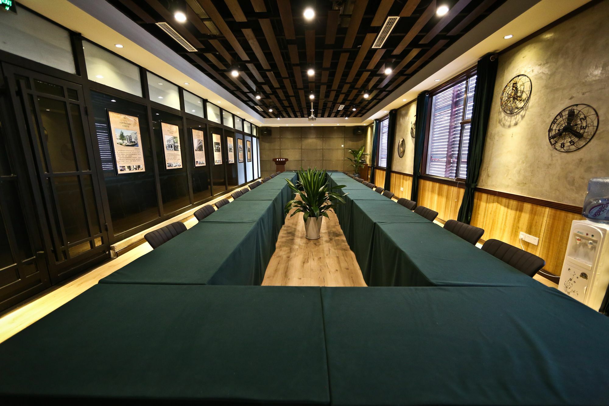 Nost Algia Hotel Near Beijing Panjiayuan Antique Market- Beijing Happy Valley, Cbd, China Zun And Sanlitun, Tian'Anmen Square, Free Ice Cream, Mineral Water, Coffee, Snacks And Laundry Service, Free Gymnastic, English Communication Well Exterior foto